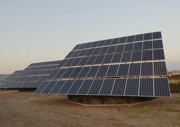 Instalación Fotovoltaica con seguidores a dos ejes
